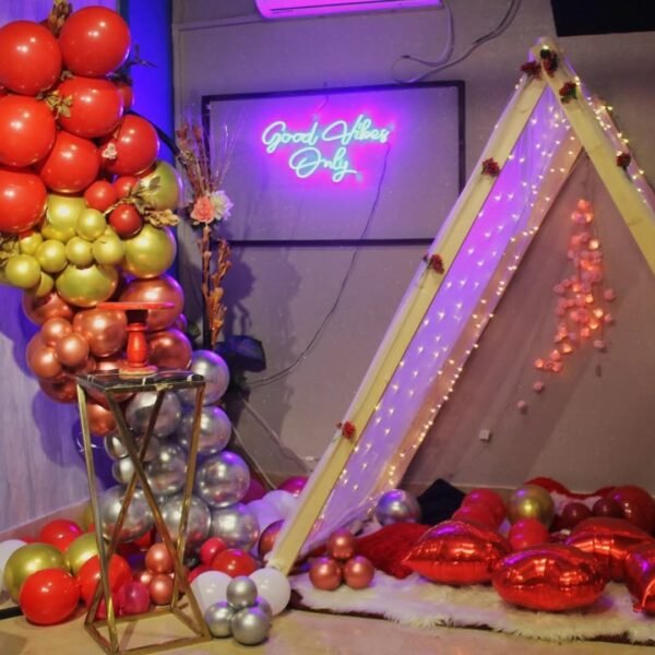 The Lover's Nest - Image 2